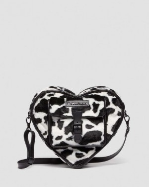 Dr Martens Heart Shaped Faux Fur Cow Print Backpack Accessories Laukut Mustat Valkoinen | Suomi_Dr75349