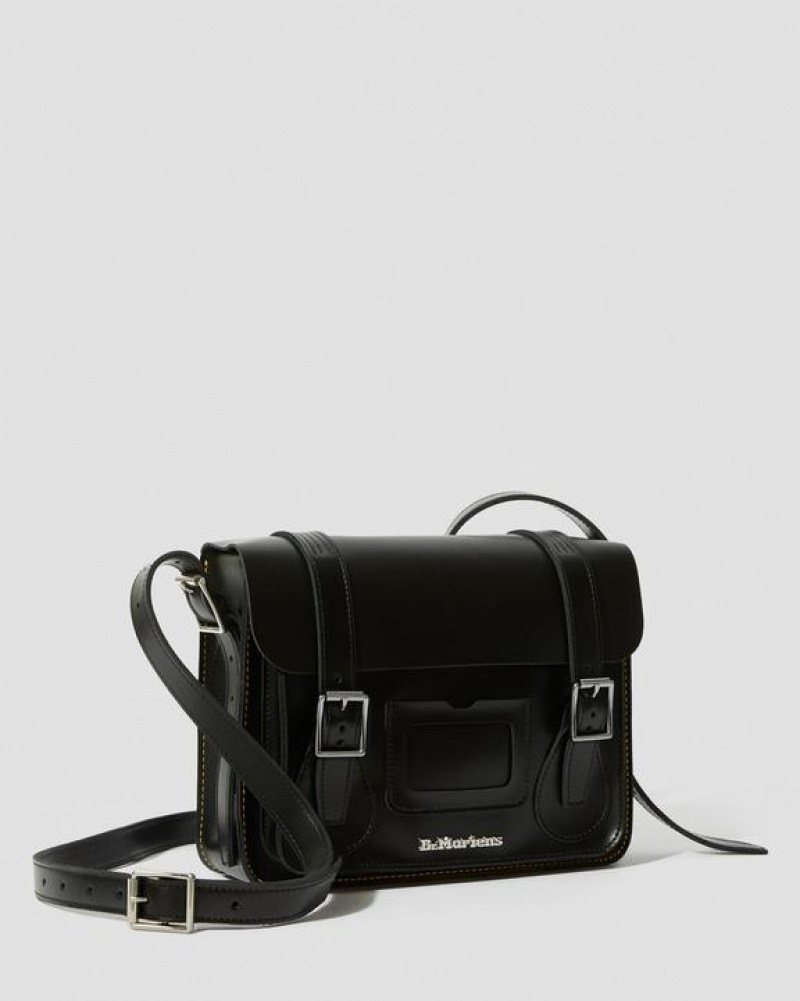 Dr Martens 11 inch Nahkaiset Messenger Accessories Laukut Mustat | Suomi_Dr13966