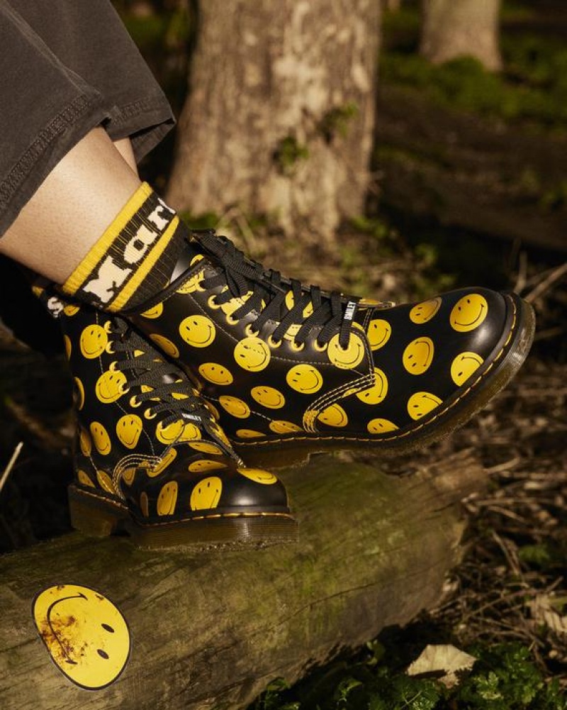 Dr Martens 1460 Smiley® Smooth Nahkaiset Pitsi Up Naisten Saappaat Mustat | Suomi_Dr80970