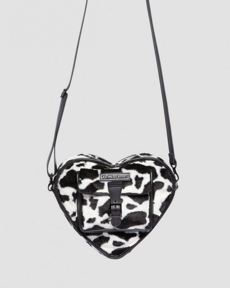 Dr Martens Heart Shaped Faux Fur Cow Print Backpack Accessories Laukut Mustat Valkoinen | Suomi_Dr75349