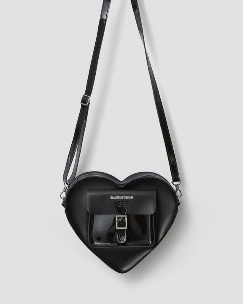 Dr Martens Heart Shaped Nahkaiset Backpack Accessories Laukut Mustat | Suomi_Dr11990