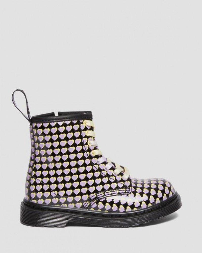 Dr Martens Toddler 1460 Kiiltonahka Heart Printed Pitsi Up Lasten Saappaat Mustat | Suomi_Dr51113