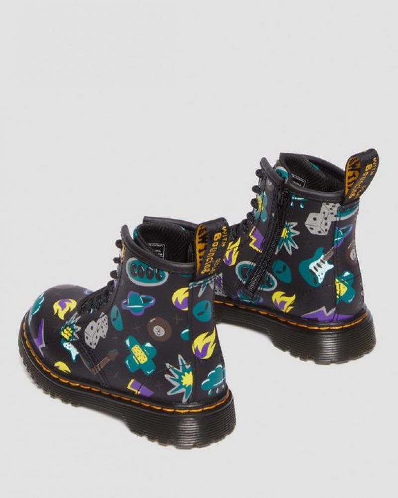 Dr Martens Toddler 1460 Sticker Print Nahkaiset Pitsi Up Lasten Saappaat Mustat | Suomi_Dr19291